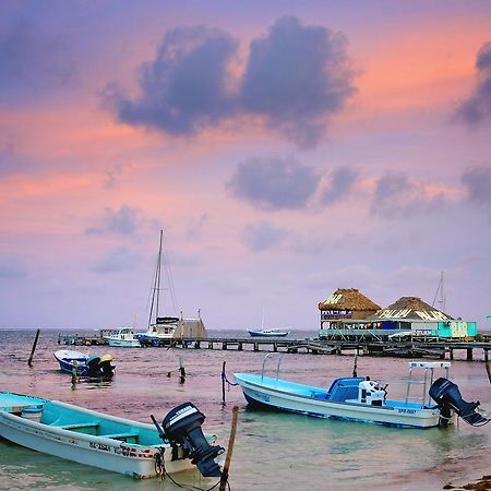 Casa Brisa Guest House San Pedro  Ngoại thất bức ảnh